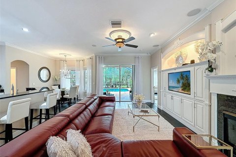 House in Tampa, Florida 5 bedrooms, 292.64 sq.m. № 1898852 - photo 16