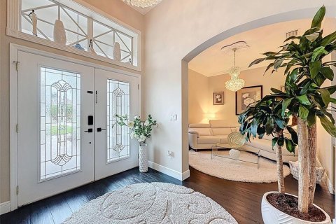 House in Tampa, Florida 5 bedrooms, 292.64 sq.m. № 1898852 - photo 7