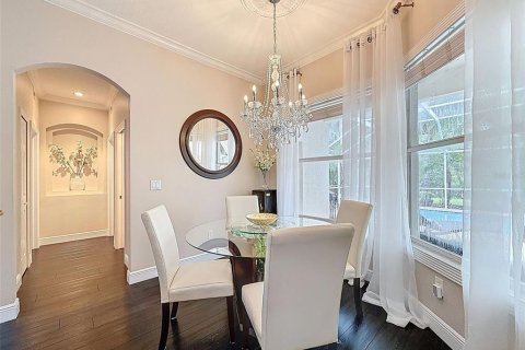 House in Tampa, Florida 5 bedrooms, 292.64 sq.m. № 1898852 - photo 18