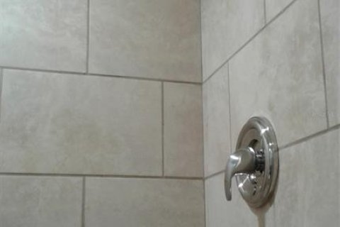 Снять в аренду квартиру в Орландо, Флорида 3 комнаты, 41.81м2, № 2215984 - фото 11