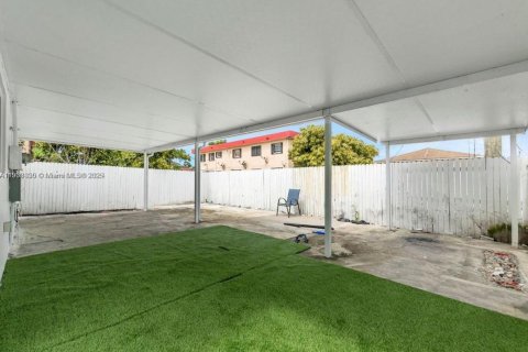 Купить коммерческую недвижимость в Хайалиа, Флорида 190.82м2, № 2034247 - фото 24