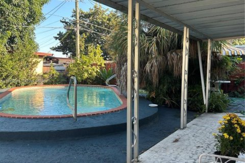 Купить виллу или дом в Хайалиа, Флорида 2 спальни, 107.86м2, № 1991852 - фото 9