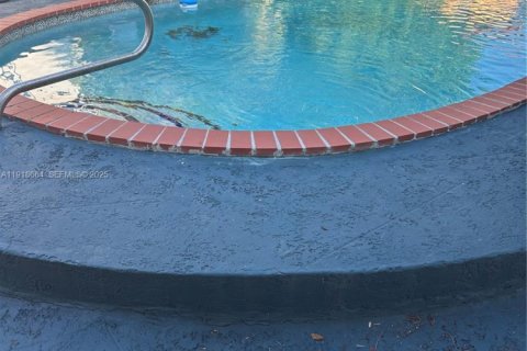 Купить виллу или дом в Хайалиа, Флорида 2 спальни, 107.86м2, № 1991852 - фото 11