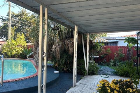 Купить виллу или дом в Хайалиа, Флорида 2 спальни, 107.86м2, № 1991852 - фото 17