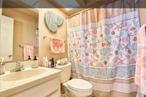 House in Tampa, Florida 3 bedrooms, 129.04 sq.m. № 1883128 - photo 13