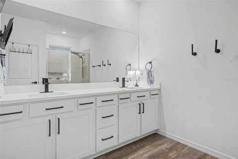 Villa ou maison à vendre à Zephyrhills, Floride: 4 chambres, 188.96 m2 № 2236981 - photo 21