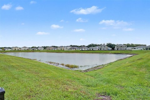 Villa ou maison à vendre à Zephyrhills, Floride: 4 chambres, 188.96 m2 № 2236981 - photo 29