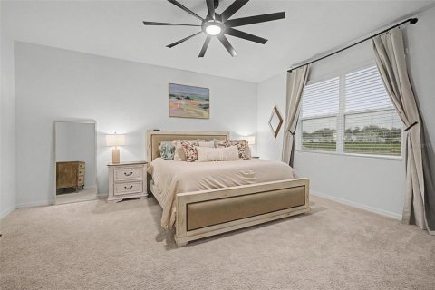 Villa ou maison à vendre à Zephyrhills, Floride: 4 chambres, 188.96 m2 № 2236981 - photo 18