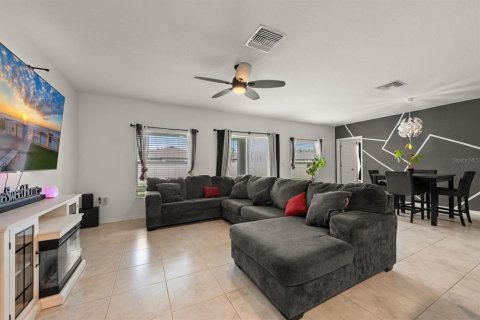 Купить виллу или дом в Спринг-Хилл, Флорида 5 комнат, 162.21м2, № 2220157 - фото 8