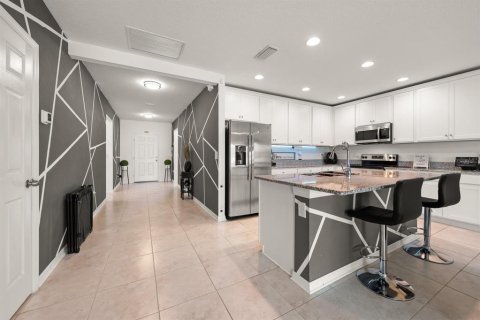 Купить виллу или дом в Спринг-Хилл, Флорида 5 комнат, 162.21м2, № 2220157 - фото 6