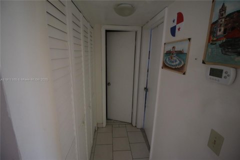 Copropriété à vendre à Lauderdale Lakes, Floride: 2 chambres, 94.85 m2 № 2013320 - photo 21