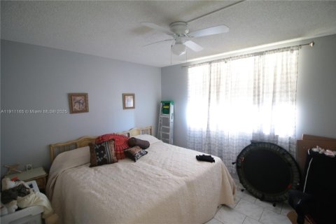Copropriété à vendre à Lauderdale Lakes, Floride: 2 chambres, 94.85 m2 № 2013320 - photo 25