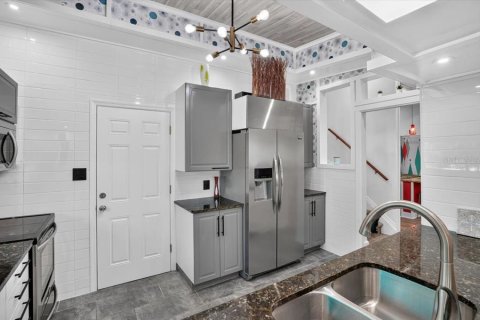 Villa ou maison à vendre à Gulfport, Floride: 4 chambres, 200.85 m2 № 2419385 - photo 21
