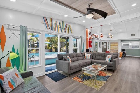 Villa ou maison à vendre à Gulfport, Floride: 4 chambres, 200.85 m2 № 2419385 - photo 27