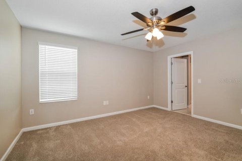 Villa ou maison à louer à Davenport, Floride: 4 chambres, 178.65 m2 № 2100142 - photo 8