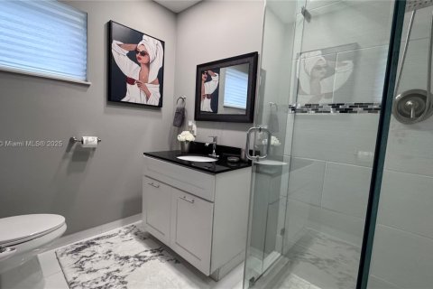 Casa en alquiler en Hollywood, Florida, 4 dormitorios, 185.99 m2 № 2085393 - foto 9