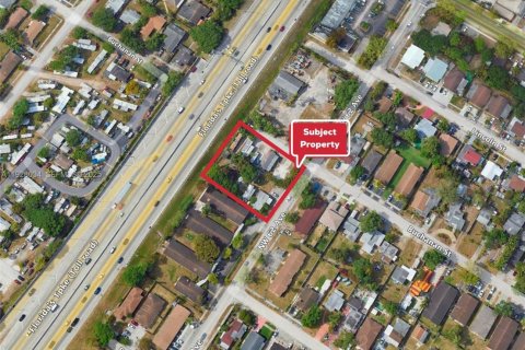 Commercial property in Hollywood, Florida № 2076828 - photo 2