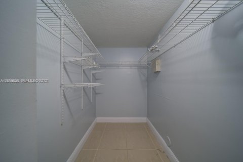 Купить кондоминиум в Хомстед, Флорида 2 спальни, 76.37м2, № 2064766 - фото 15