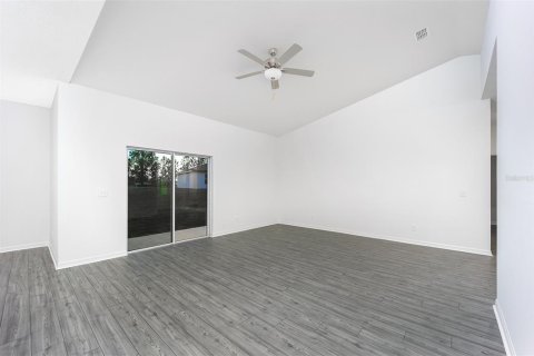 Villa ou maison à vendre à Poinciana, Floride: 3 chambres, 149.85 m2 № 2142999 - photo 7