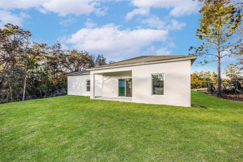 Villa ou maison à vendre à Poinciana, Floride: 3 chambres, 149.85 m2 № 2142999 - photo 2
