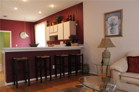 Villa ou maison à louer à Bradenton, Floride: 3 chambres, 184.69 m2 № 213424 - photo 9