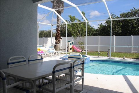 Villa ou maison à louer à Bradenton, Floride: 3 chambres, 184.69 m2 № 213424 - photo 21