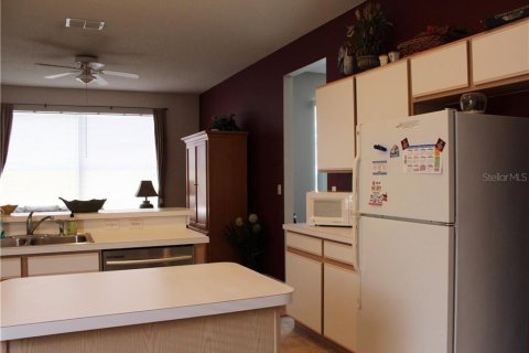 Villa ou maison à louer à Bradenton, Floride: 3 chambres, 184.69 m2 № 213424 - photo 12