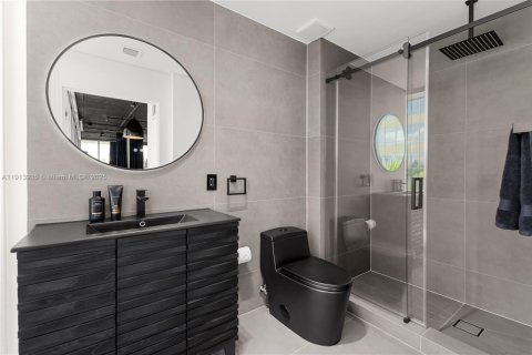 Снять в аренду кондоминиум в Майами-Бич, Флорида 2 спальни, 94.2м2, № 1969592 - фото 13