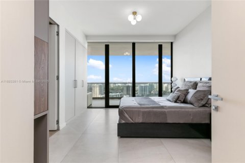 Condo in Sunny Isles Beach, Florida, 4 bedrooms  № 1946035 - photo 18