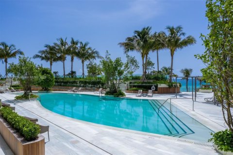 Condo in Sunny Isles Beach, Florida, 4 bedrooms  № 1946035 - photo 30
