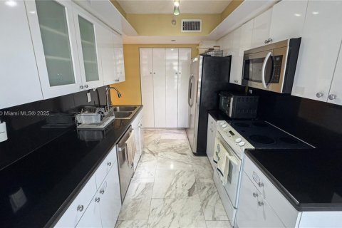 Condominio en venta en Aventura, Florida, 2 dormitorios, 134.43 m2 № 1477050 - foto 8