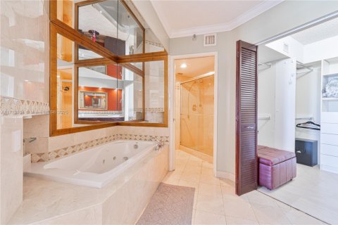 Condominio en venta en Aventura, Florida, 2 dormitorios, 134.43 m2 № 1477050 - foto 15