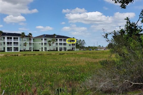Condo in Punta Gorda, Florida, 3 bedrooms  № 1905717 - photo 15