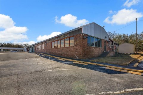 Propiedad comercial en venta en Lake Wales, Florida, 635.73 m2 № 2157091 - foto 22