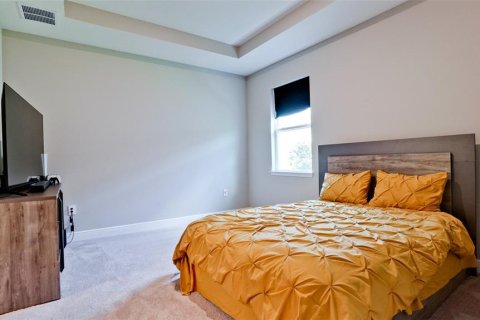 House in Bradenton, Florida 4 bedrooms, 258.92 sq.m. № 2306386 - photo 25