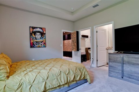 House in Bradenton, Florida 4 bedrooms, 258.92 sq.m. № 2306386 - photo 23