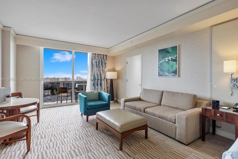 Estudio en el Condominio en Sunny Isles Beach, Florida  № 2153416