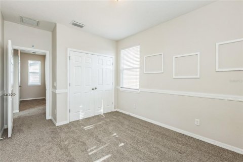 House in Wesley Chapel, Florida 4 bedrooms, 206.06 sq.m. № 1773597 - photo 15