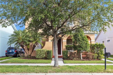 House in Wesley Chapel, Florida 4 bedrooms, 206.06 sq.m. № 1773597 - photo 3