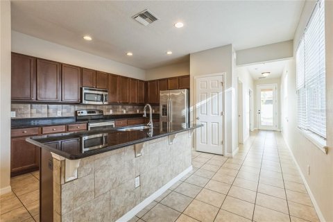House in Wesley Chapel, Florida 4 bedrooms, 206.06 sq.m. № 1773597 - photo 14