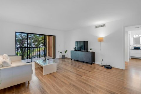 Copropriété à vendre à Weston, Floride: 2 chambres, 114.36 m2 № 2146215 - photo 12