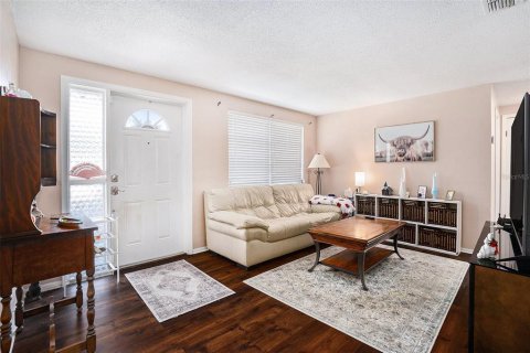 House in Port Richey, Florida 3 bedrooms, 102.84 sq.m. № 1907347 - photo 6