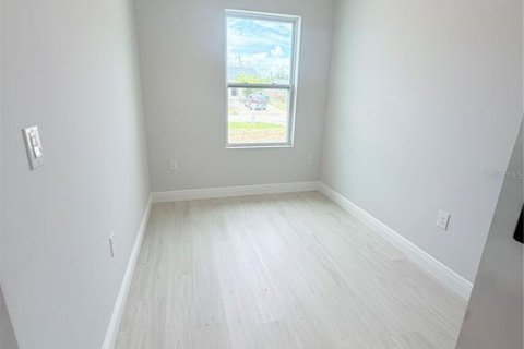 Apartment in Englewood, Florida 3 bedrooms, 108.14 sq.m. № 2208498 - photo 9