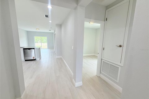 Apartment in Englewood, Florida 3 bedrooms, 108.14 sq.m. № 2208498 - photo 2