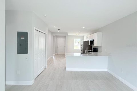 Apartment in Englewood, Florida 3 bedrooms, 108.14 sq.m. № 2208498 - photo 6