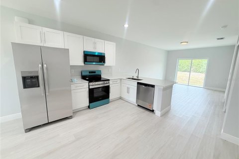 Apartment in Englewood, Florida 3 bedrooms, 108.14 sq.m. № 2208498 - photo 3