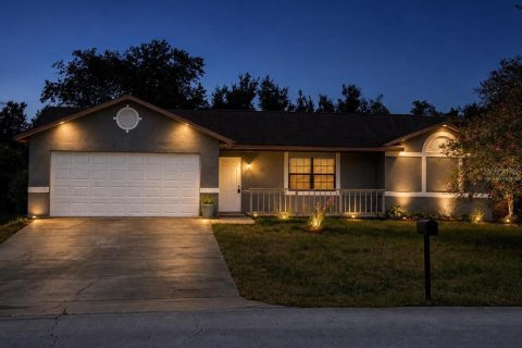 Casa en venta en Deltona, Florida, 3 dormitorios, 121.14 m2 № 2287394 - foto 2