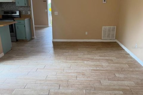 Casa en venta en Deltona, Florida, 3 dormitorios, 121.14 m2 № 2287394 - foto 16
