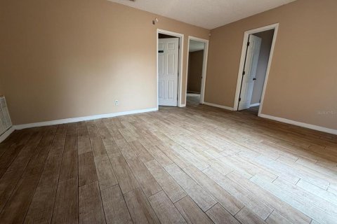 Casa en venta en Deltona, Florida, 3 dormitorios, 121.14 m2 № 2287394 - foto 10