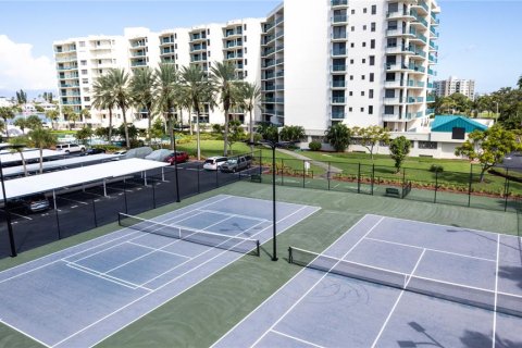 Condo in Clearwater, Florida, 2 bedrooms  № 1913765 - photo 8